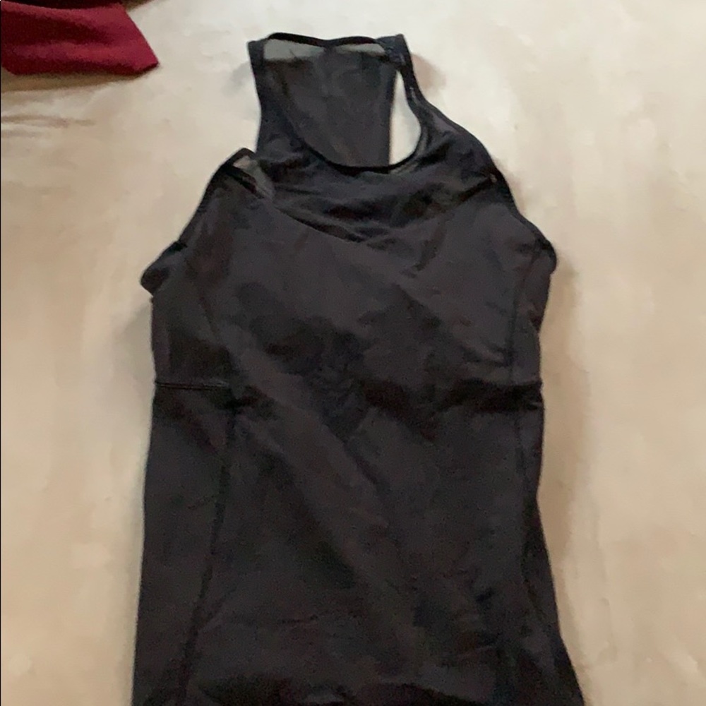 Women’s lululemon tank